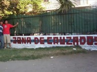 Mural - Graffiti - Pintada - Mural de la Barra: Los Cruzados &bull; Club: Universidad Católica