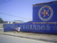 Mural - Graffiti - Pintada - Mural de la Barra: Los Cruzados • Club: Universidad Católica