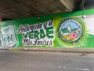 Mural - Graffiti - Pintada - Mural de la Barra: Los del Sur • Club: Atlético Nacional