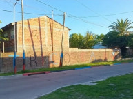 Mural - Graffiti - Pintadas - Mural de la Barra: Los Pibes del Barrio &bull; Club: Brown de Adrogué &bull; País: Argentina