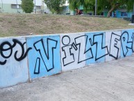 Mural - Graffiti - Pintadas - "Los dueños del barrio" Mural de la Barra: Los Villeros &bull; Club: Cerro &bull; País: Uruguay