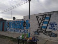 Mural - Graffiti - Pintadas - "Casabo fiel a cerro" Mural de la Barra: Los Villeros &bull; Club: Cerro &bull; País: Uruguay