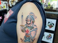 Tattoo - Tatuaje - tatuagem - "Mis 2 pasiones universidad católica y Mario bross" Tatuaje de la Barra: Los Cruzados &bull; Club: Universidad Católica &bull; País: Chile