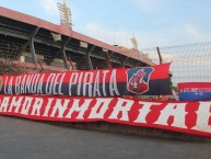 Trapo - Bandeira - Faixa - Telón - Trapo de la Barra: Barra 47 • Club: Tiburones Rojos de Veracruz • País: México