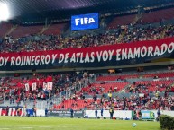 Trapo - Bandeira - Faixa - Telón - "Soy rojinegro y de Atlas voy enamorado" Trapo de la Barra: Barra 51 &bull; Club: Atlas &bull; País: México
