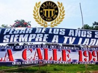 Trapo - Bandeira - Faixa - Telón - "LA CALLE 1995 - L.O - SMP" Trapo de la Barra: Comando SVR • Club: Alianza Lima • País: Peru