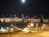 Trapo - Bandeira - Faixa - Telón - Trapo de la Barra: Comandos Azules • Club: Millonarios • País: Colombia