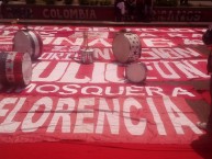 Trapo - Bandeira - Faixa - Telón - Trapo de la Barra: Disturbio Rojo Bogotá • Club: América de Cáli