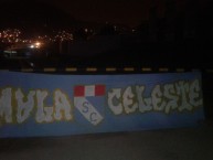 Trapo - Bandeira - Faixa - Telón - "Extremo Celeste El loko poSCitibeichom" Trapo de la Barra: Extremo Celeste • Club: Sporting Cristal • País: Peru