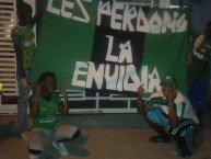 Trapo - Bandeira - Faixa - Telón - Trapo de la Barra: Frente Radical Verdiblanco • Club: Deportivo Cali