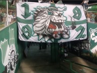 Trapo - Bandeira - Faixa - Telón - Trapo de la Barra: Frente Radical Verdiblanco &bull; Club: Deportivo Cali