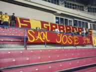 Trapo - Bandeira - Faixa - Telón - "Trapo de la Peña los de la capital" Trapo de la Barra: Garra Herediana • Club: Herediano