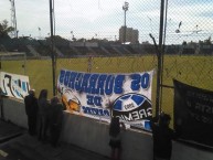 Trapo - Bandeira - Faixa - Telón - "En la cancha de Almagro, Argentina" Trapo de la Barra: Geral do Grêmio • Club: Grêmio