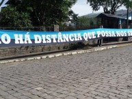 Trapo - Bandeira - Faixa - Telón - "Não há distância que possa nos separar" Trapo de la Barra: Geral do Grêmio • Club: Grêmio