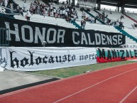 Trapo - Bandeira - Faixa - Telón - Trapo de la Barra: Holocausto Norte • Club: Once Caldas