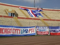 Trapo - Bandeira - Faixa - Telón - Trapo de la Barra: La 12 Tricolor • Club: C.A. Mannucci