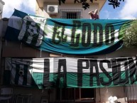 Trapo - Bandeira - Faixa - Telón - Trapo de la Barra: La Banda de la Estacion • Club: Racing de Montevideo