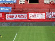 Trapo - Bandeira - Faixa - Telón - Trapo de la Barra: La Banda de la Quema • Club: Huracán