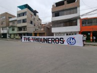 Trapo - Bandeira - Faixa - Telón - Trapo de la Barra: La Banda del Basurero • Club: Deportivo Municipal