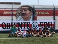 Trapo - Bandeira - Faixa - Telón - Trapo de la Barra: La Banda del Basurero • Club: Deportivo Municipal