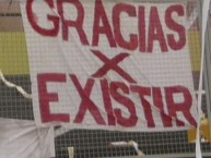 Trapo - Bandeira - Faixa - Telón - Trapo de la Barra: La Banda del Basurero • Club: Deportivo Municipal