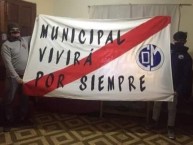 Trapo - Bandeira - Faixa - Telón - Trapo de la Barra: La Banda del Basurero • Club: Deportivo Municipal