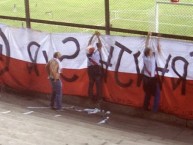 Trapo - Bandeira - Faixa - Telón - Trapo de la Barra: La Banda del Basurero • Club: Deportivo Municipal