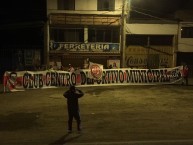 Trapo - Bandeira - Faixa - Telón - Trapo de la Barra: La Banda del Basurero • Club: Deportivo Municipal