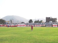 Trapo - Bandeira - Faixa - Telón - Trapo de la Barra: La Banda del Basurero • Club: Deportivo Municipal