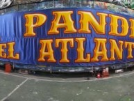 Trapo - Bandeira - Faixa - Telón - Trapo de la Barra: La Banda del Rojo &bull; Club: Municipal &bull; País: Guatemala