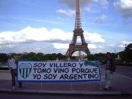 Trapo - Bandeira - Faixa - Telón - "Soy villero y tomo vino porque yo soy argentino" Trapo de la Barra: La Barra de Laferrere 79 • Club: Deportivo Laferrere • País: Argentina