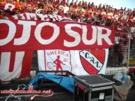 Trapo - Bandeira - Faixa - Telón - "Amistad con Baron Rojo Sur, América de Cali" Trapo de la Barra: La Barra del Rojo • Club: Independiente