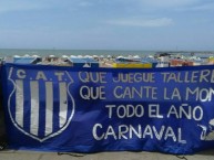 Trapo - Bandeira - Faixa - Telón - "Que juegue Talleres, Que cante La Mona, todo el año carnaval" Trapo de la Barra: La Fiel • Club: Talleres