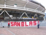 Trapo - Bandeira - Faixa - Telón - Trapo de la Barra: La Guardia Albi Roja Sur • Club: Independiente Santa Fe