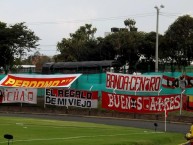 Trapo - Bandeira - Faixa - Telón - Trapo de la Barra: La Guardia Albi Roja Sur • Club: Independiente Santa Fe