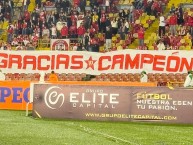 Trapo - Bandeira - Faixa - Telón - Trapo de la Barra: La Guardia Albi Roja Sur &bull; Club: Independiente Santa Fe &bull; País: Colombia