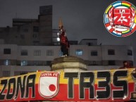Trapo - Bandeira - Faixa - Telón - Trapo de la Barra: La Guardia Albi Roja Sur &bull; Club: Independiente Santa Fe &bull; País: Colombia