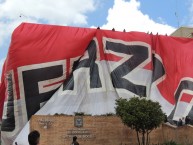 Trapo - Bandeira - Faixa - Telón - Trapo de la Barra: La Guardia Albi Roja Sur • Club: Independiente Santa Fe • País: Colombia