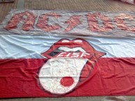 Trapo - Bandeira - Faixa - Telón - Trapo de la Barra: La Guardia Albi Roja Sur • Club: Independiente Santa Fe • País: Colombia