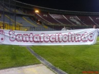 Trapo - Bandeira - Faixa - Telón - "SANTAFESITO LINDO" Trapo de la Barra: La Guardia Albi Roja Sur • Club: Independiente Santa Fe • País: Colombia