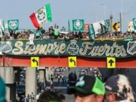 Trapo - Bandeira - Faixa - Telón - "Siempre fuertes la komun Gómez palacio ðŸ’šðŸ‡³ðŸ‡¬ðŸ’ª" Trapo de la Barra: La Komún • Club: Santos Laguna