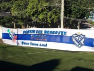 Trapo - Bandeira - Faixa - Telón - Trapo de la Barra: La Pandilla de Liniers • Club: Vélez Sarsfield