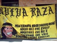 Trapo - Bandeira - Faixa - Telón - "Nueva Raza" Trapo de la Barra: La Raza Aurinegra • Club: Guaraní de Asunción • País: Paraguay