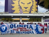 Trapo - Bandeira - Faixa - Telón - Trapo de la Barra: La Ultra Fiel • Club: Club Deportivo Olimpia