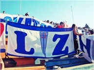 Trapo - Bandeira - Faixa - Telón - "LZ" Trapo de la Barra: Los Cruzados • Club: Universidad Católica • País: Chile