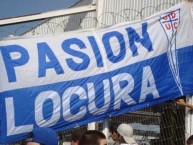 Trapo - Bandeira - Faixa - Telón - "Pasion Locura" Trapo de la Barra: Los Cruzados • Club: Universidad Católica • País: Chile