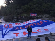 Trapo - Bandeira - Faixa - Telón - Trapo de la Barra: Los Cruzados • Club: Universidad Católica