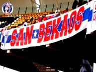 Trapo - Bandeira - Faixa - Telón - "San Bekaos" Trapo de la Barra: Los Cruzados • Club: Universidad Católica • País: Chile