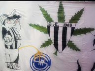 Trapo - Bandeira - Faixa - Telón - Trapo de la Barra: Los Famosos 33 • Club: Gimnasia y Esgrima de Mendoza