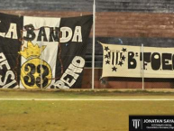 Trapo - Bandeira - Faixa - Telón - Trapo de la Barra: Los Famosos 33 • Club: Gimnasia y Esgrima de Mendoza